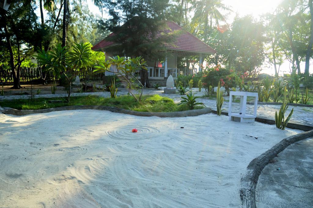 Hotel Gazebo Meno Gili Meno Exterior foto